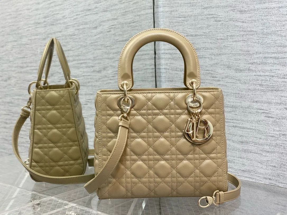 DR331 Medium Lady Dior Bag / HIGHEST QUALITY VERSION / 9.5 x 8 x 4.5 inches