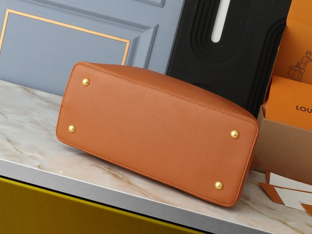 LV Capucines GM Souple Handbag