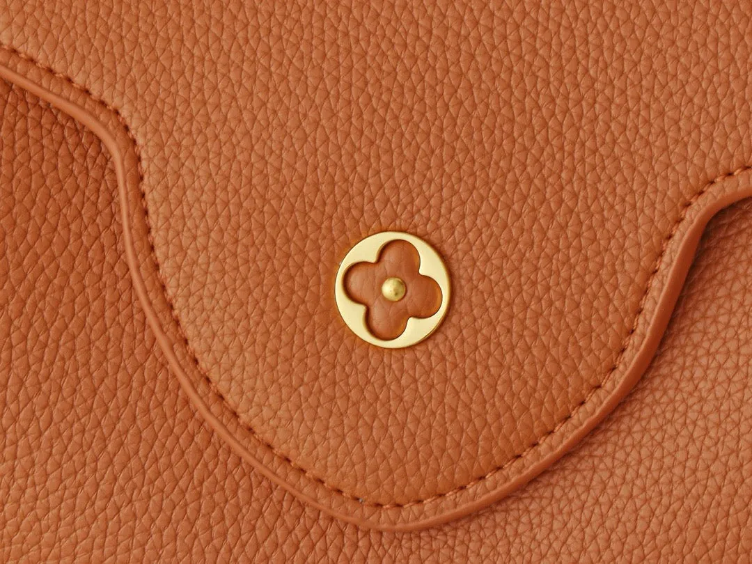 LV Capucines GM Souple Handbag