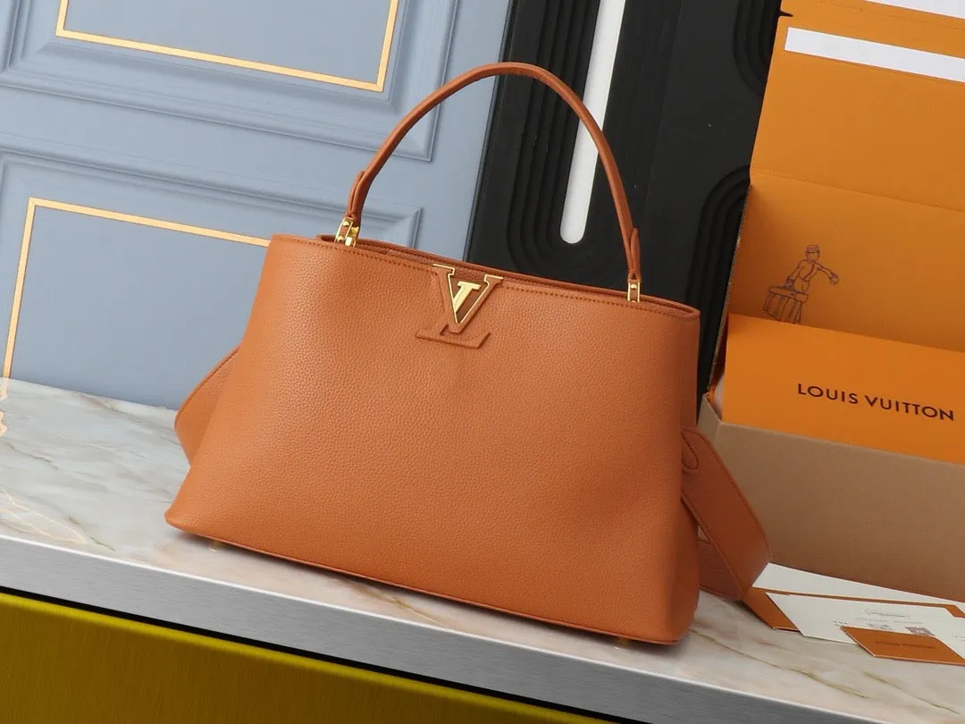 LV Capucines GM Souple Handbag