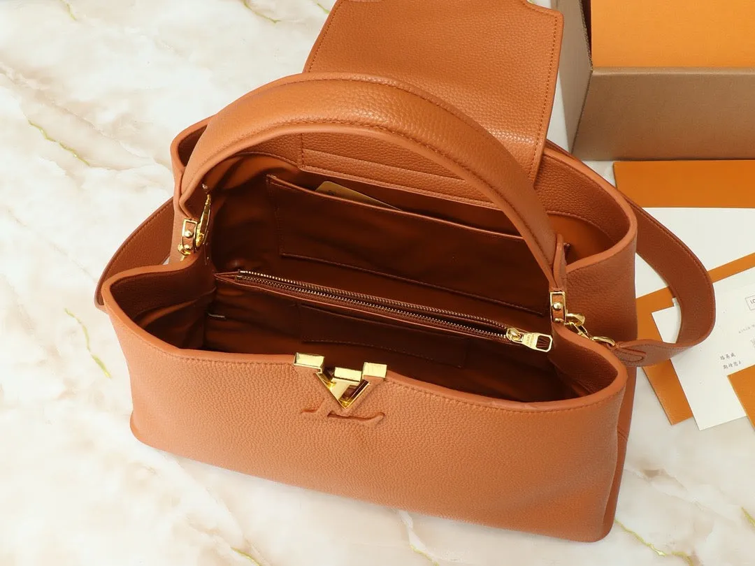 LV Capucines GM Souple Handbag